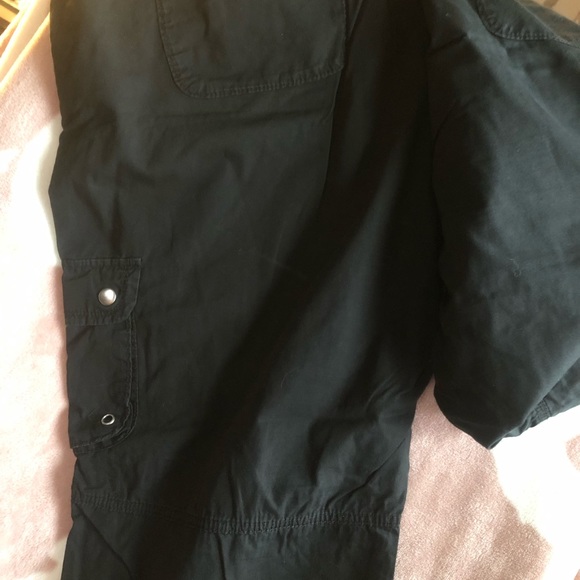 Kenneth Cole Pants - ⭐️5 for $10⭐️Kenneth Cole Black Capris